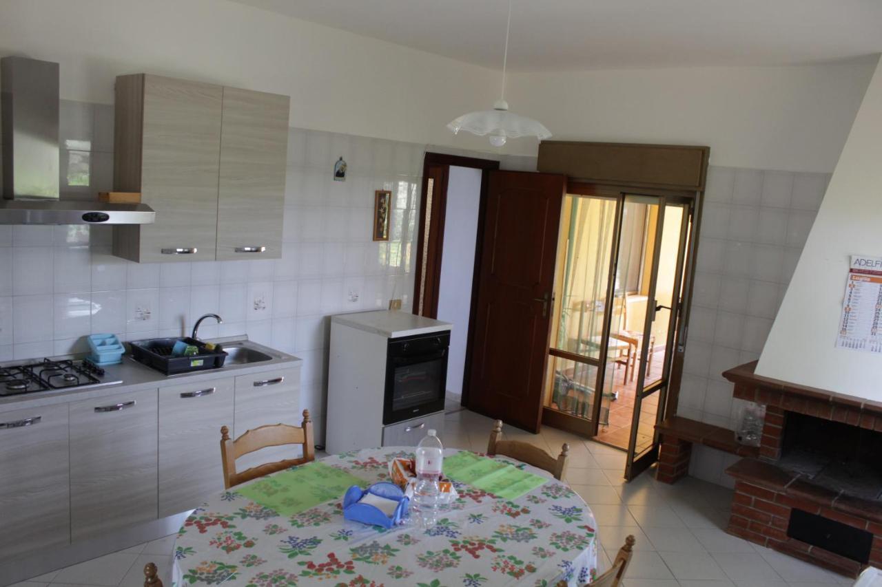 צ'יניזי Villa Giu, Indipendent Villa Near Airport And Sea מראה חיצוני תמונה